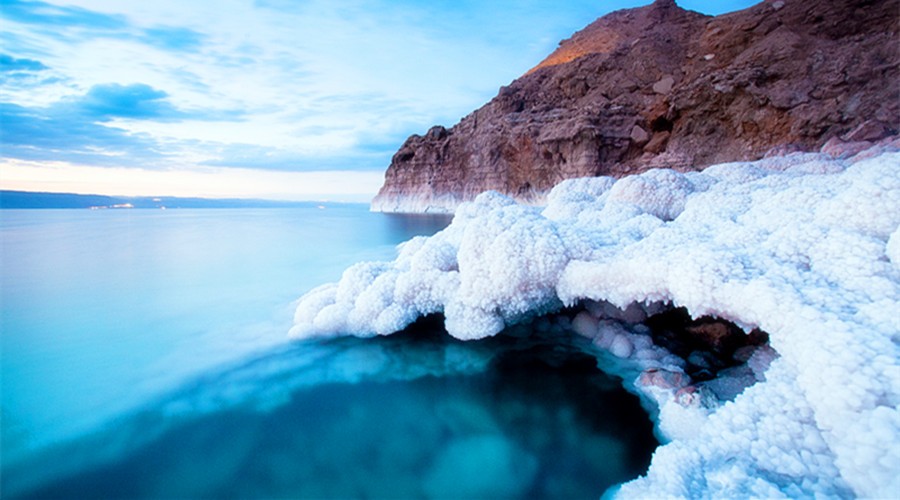 锂电池表现强势:碳酸锂价格再往上调 锂电池表现强势:碳酸锂价格再往上调